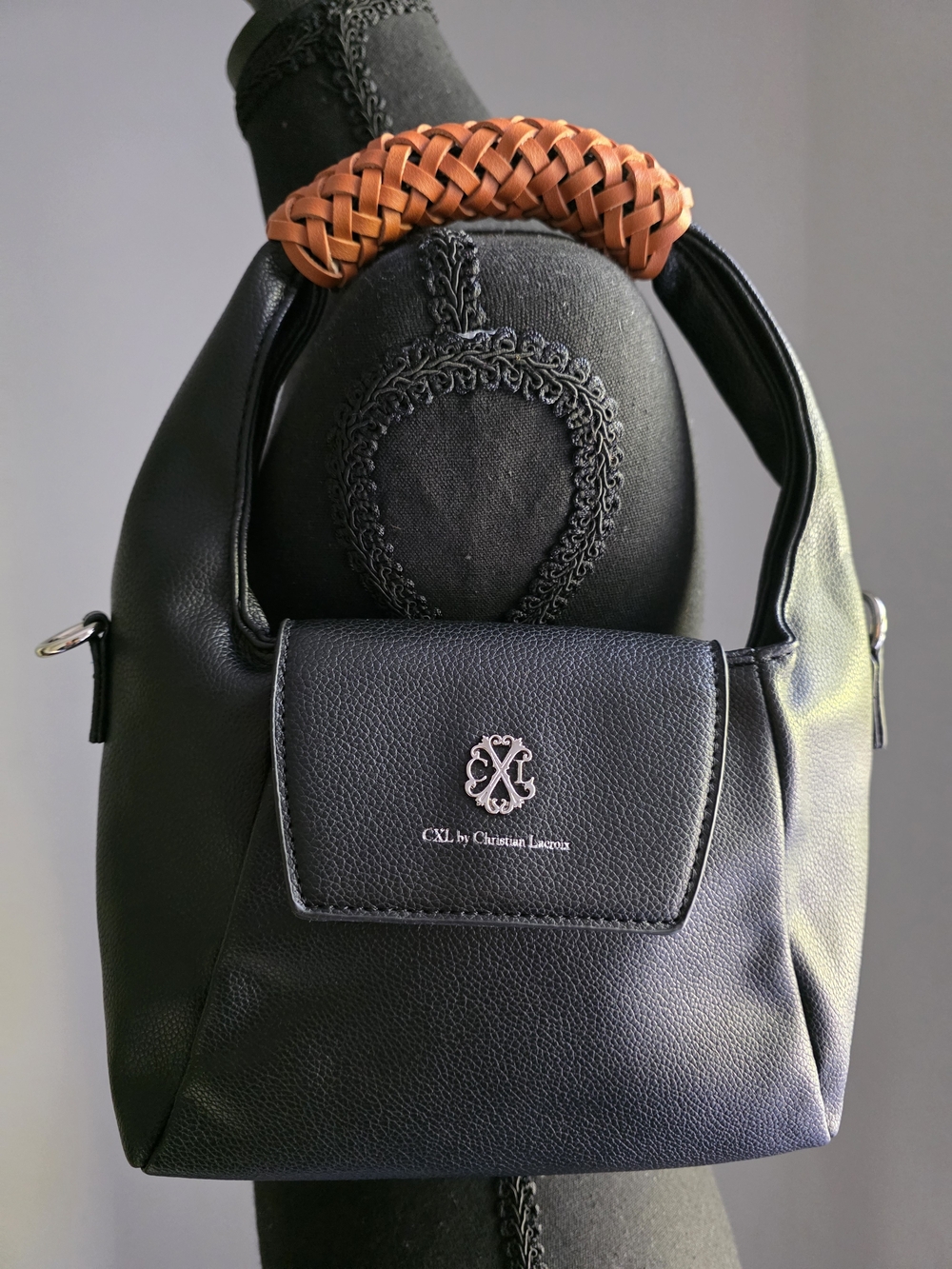 NWOT CXL by Christian Lacroix Jardin Braided Handle Crossbody Bag Black